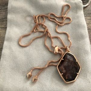 Kendra Scott necklace